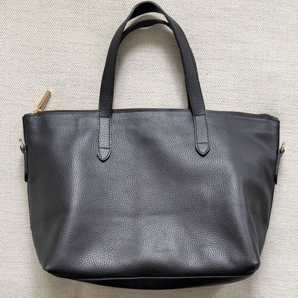 NWOT Cuyana Classic Pebbled Leather Zipper Tote Bag Black